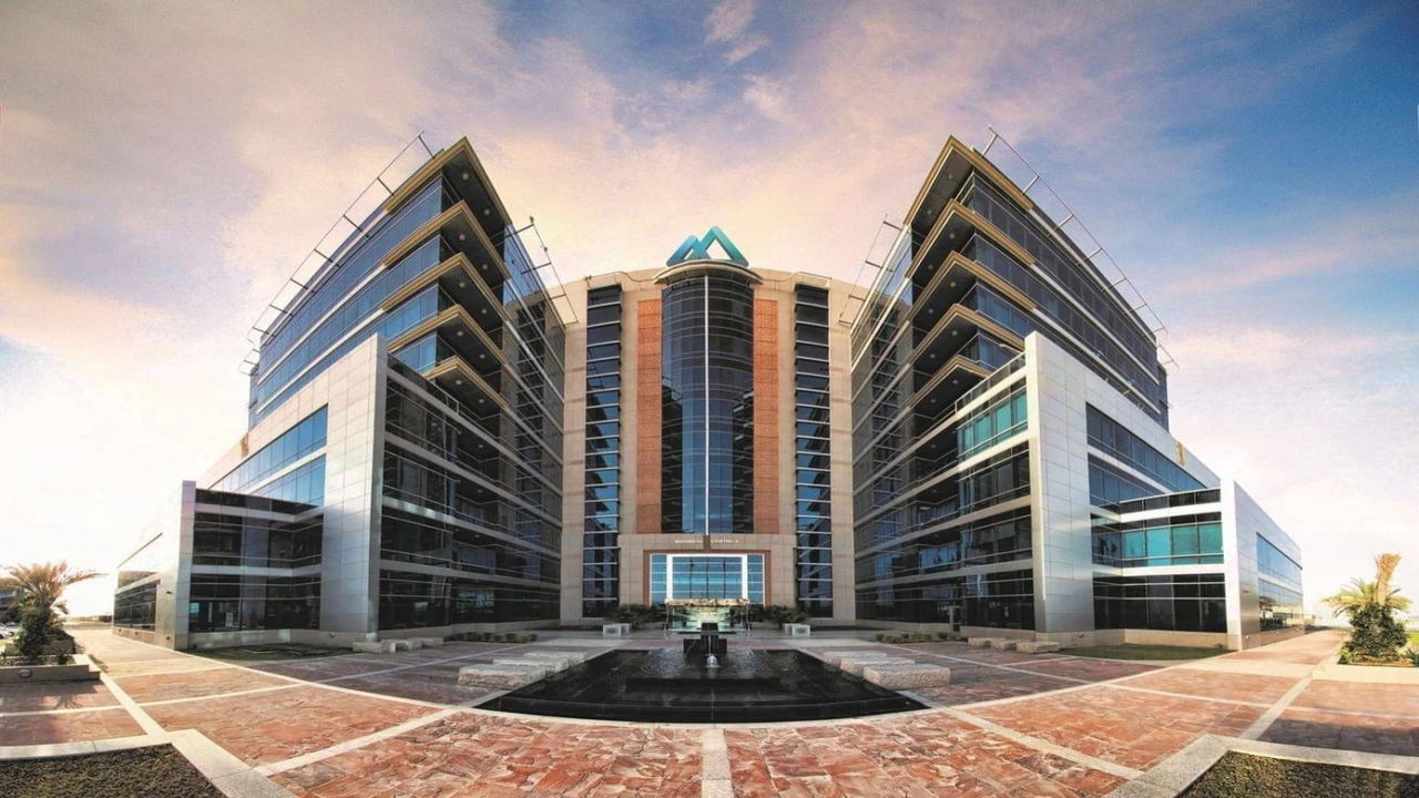 «راكز» تواصل تعزيز مكانة رأس الخيمة وجهة عالمية للاستثمار